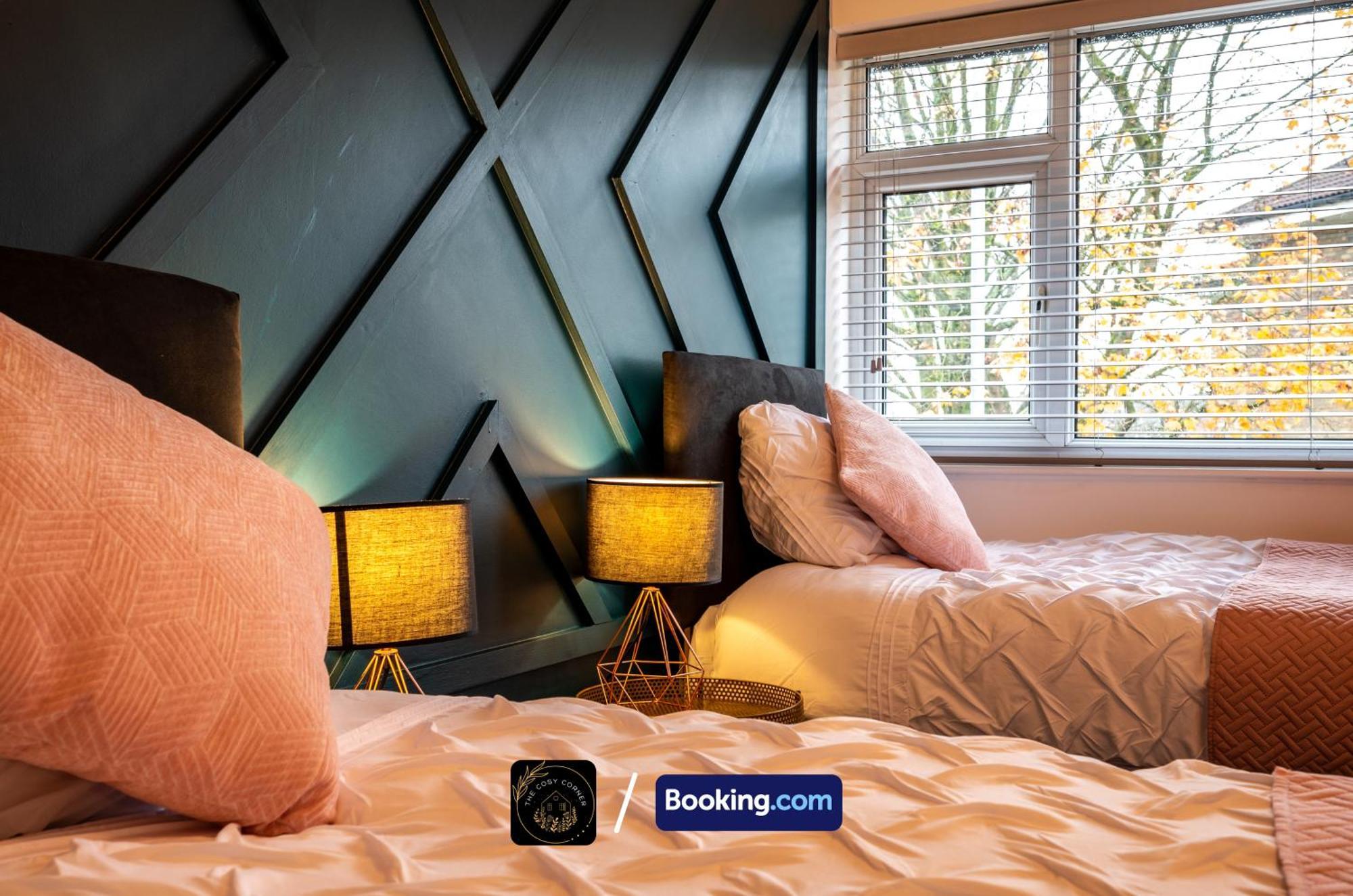 Cosy 3-Bed House, Garden & Free Parking In Stretford Apartamento Manchester Exterior foto